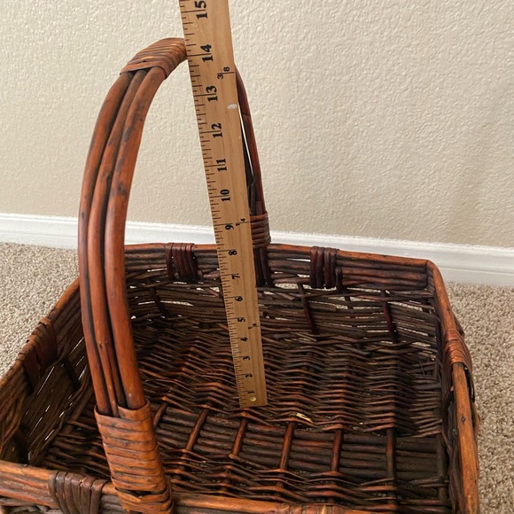 Basket - Picture 4 of 13